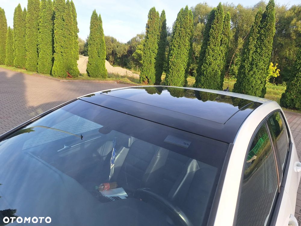 Volkswagen Golf - 16