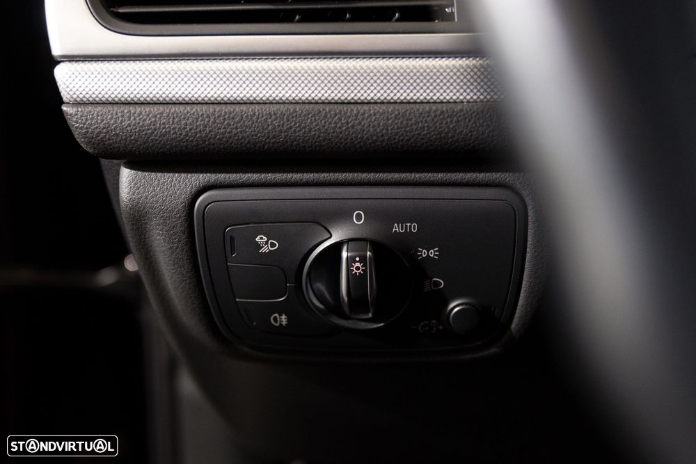 Audi A6 2.0 TDI S-line S tronic - 23