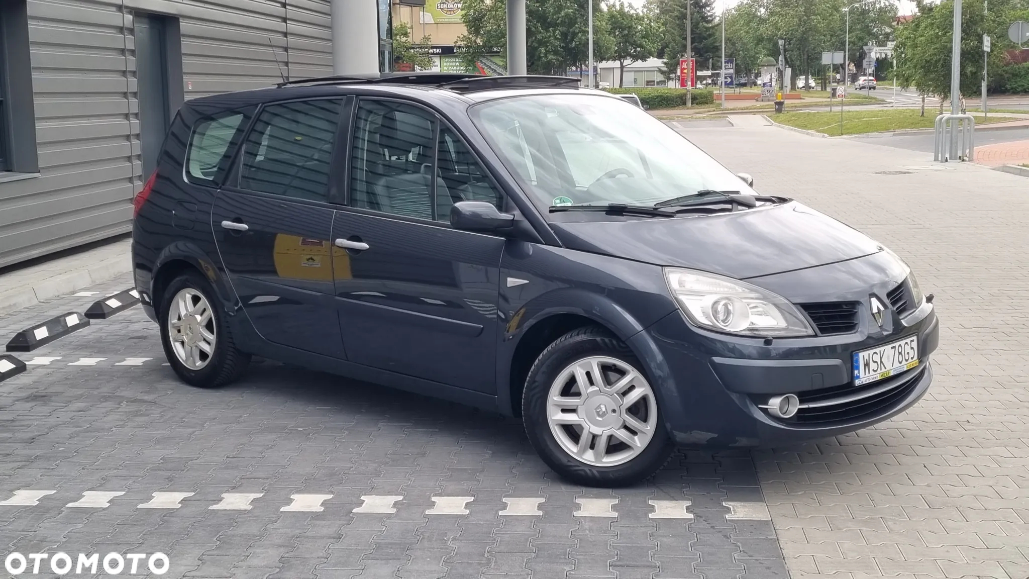 Renault Grand Scenic 2.0 16V Privilege - 6