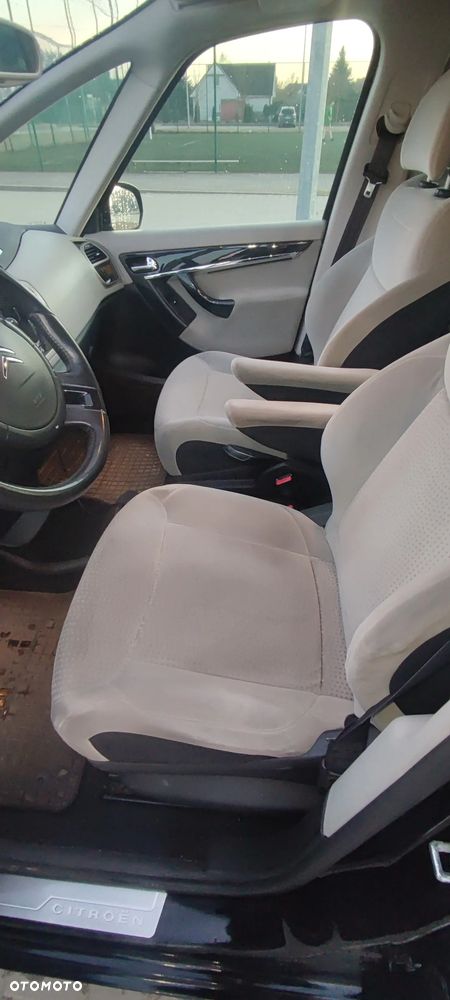 Citroën C4 Picasso 2.0 HDi FAP Exclusive - 23