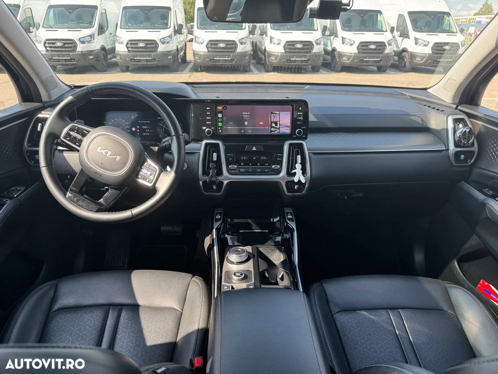 Kia Sorento 1.6 T-GDI HEV 6AT 4x2 5P Design - 4