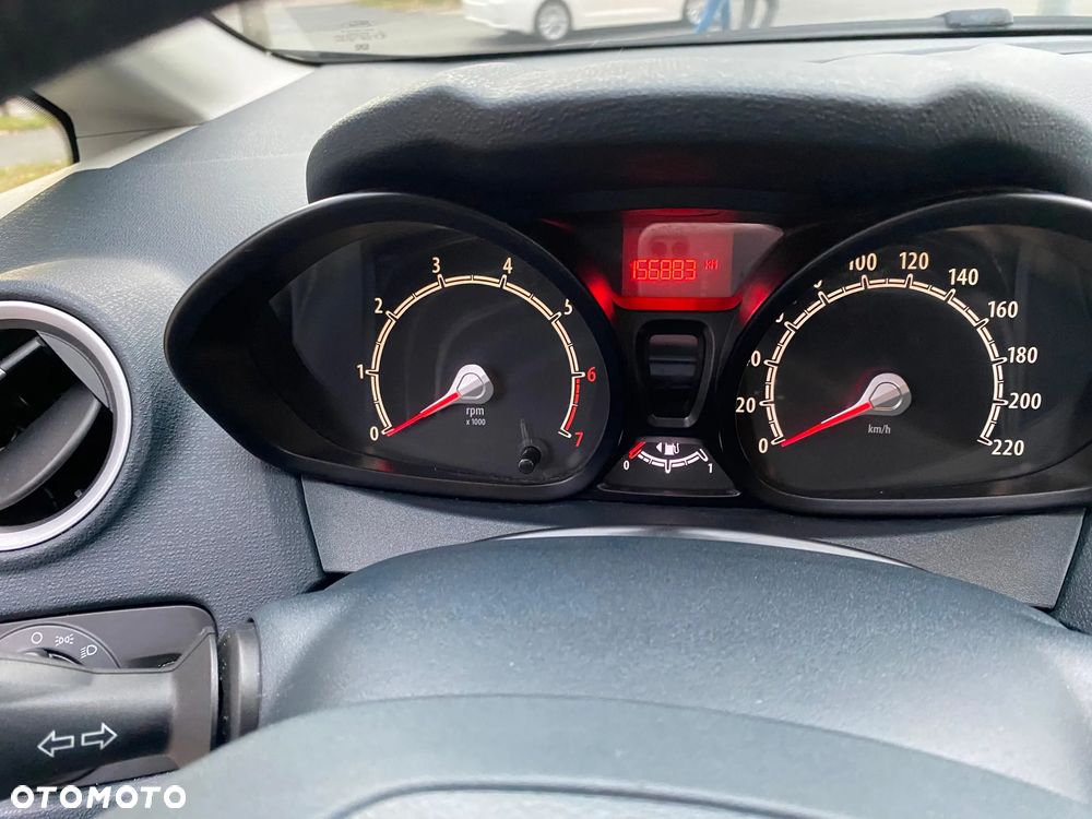 Ford Fiesta - 18