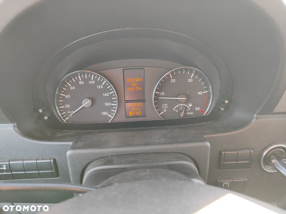 Mercedes-Benz Sprinter - 18