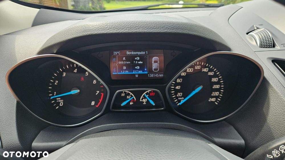 Ford Kuga 1.5 EcoBoost 2x4 Individual - 25