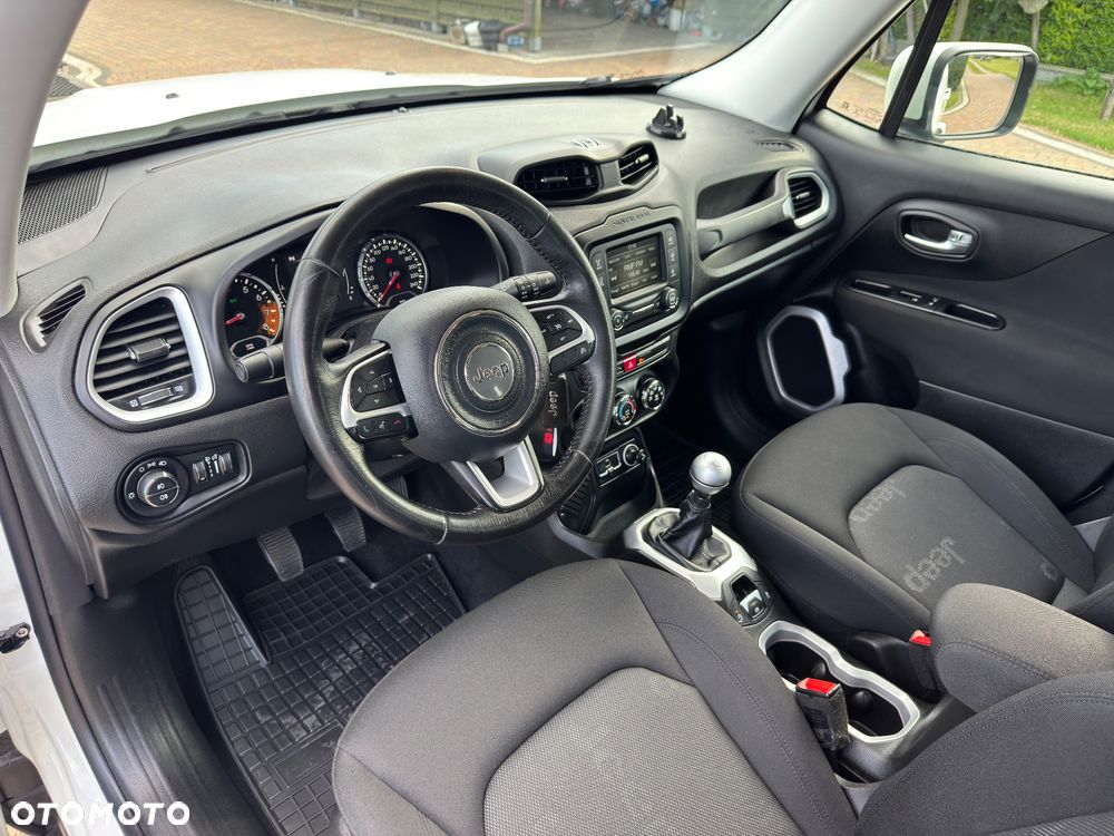 Jeep Renegade 1.6 E-TorQ Longitude - 33