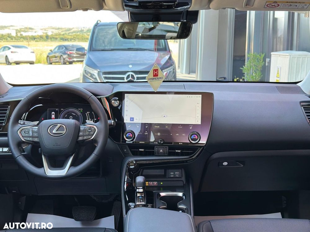 Lexus Seria NX 450h+ AWD CVT PHEV Luxury - 24