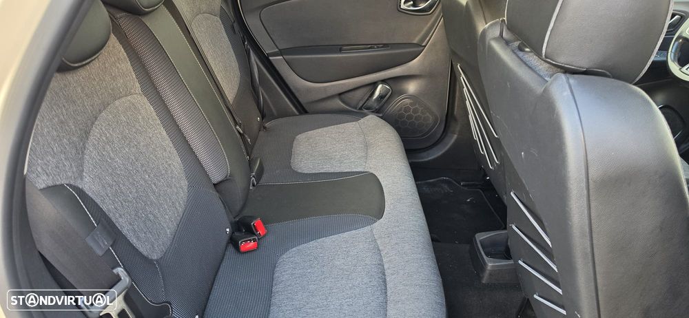 Renault Captur 1.5 dCi Exclusive C/Pneu - 6