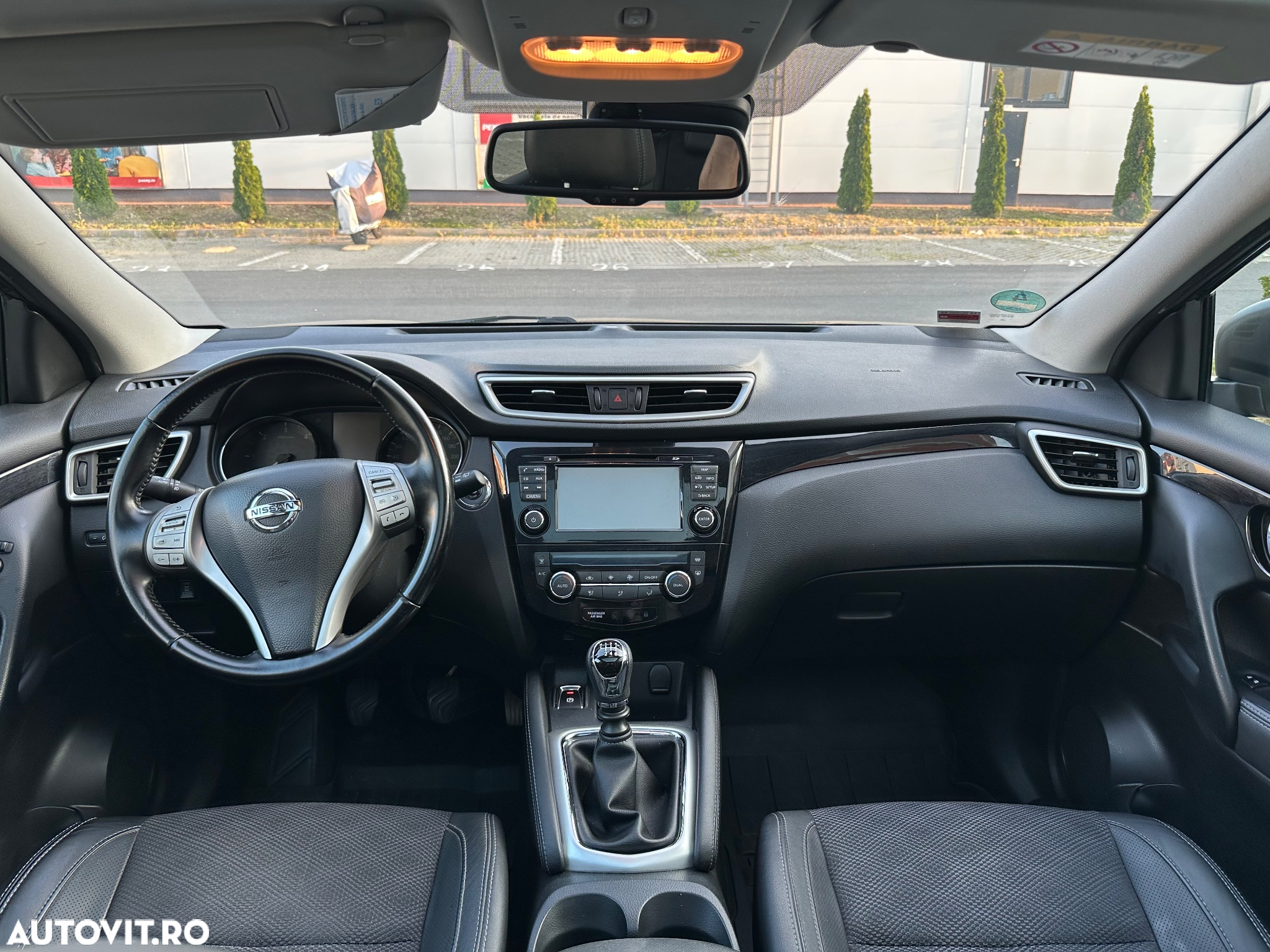 Nissan Qashqai 1.6 DCI 4 x 4 DPF Start/Stop tekna - 9