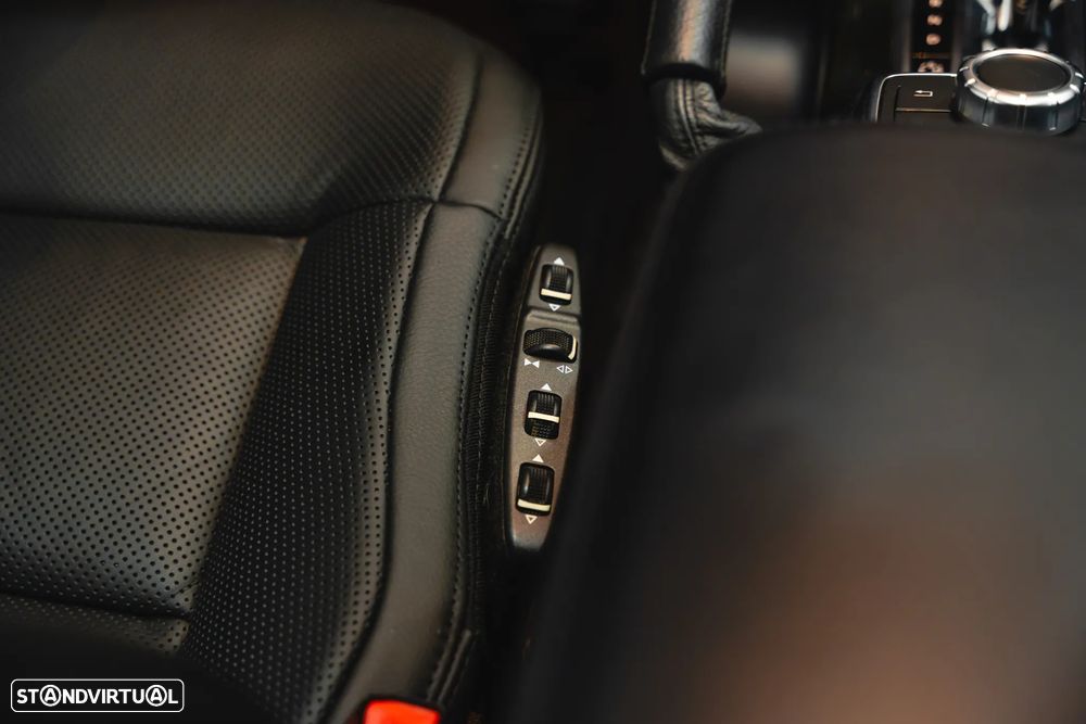 Mercedes-Benz G 350 d 9G-TRONIC AMG Line - 32
