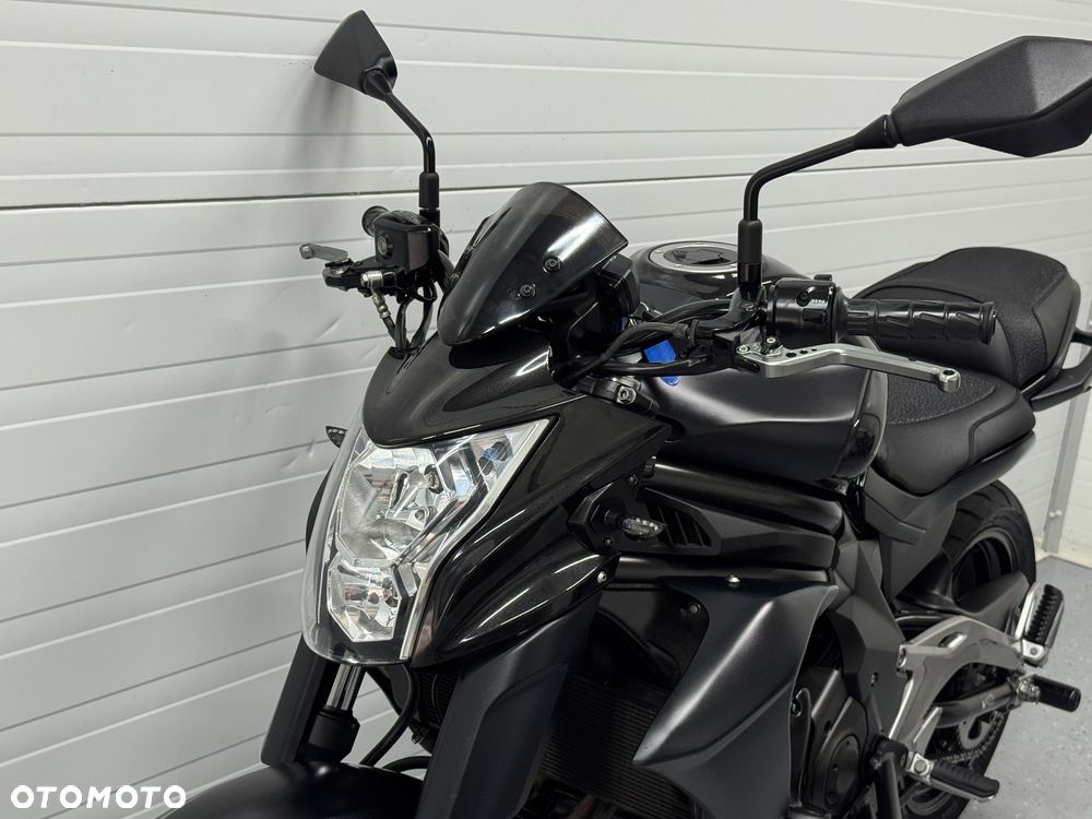 Kawasaki ER - 25