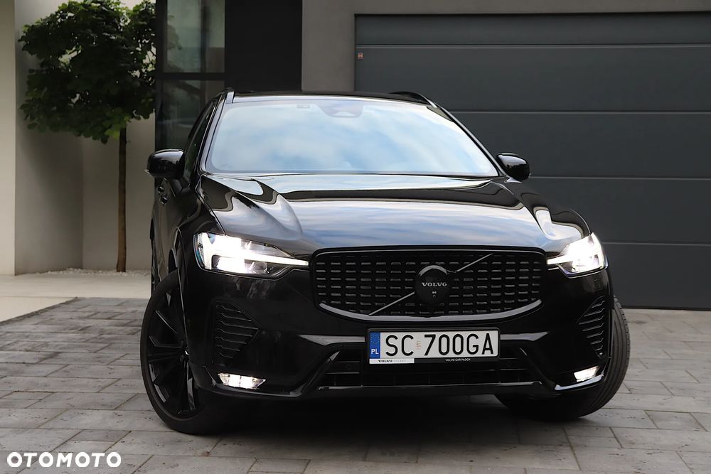 Volvo XC 60 B5 B AWD Ultra Black Edition - 6
