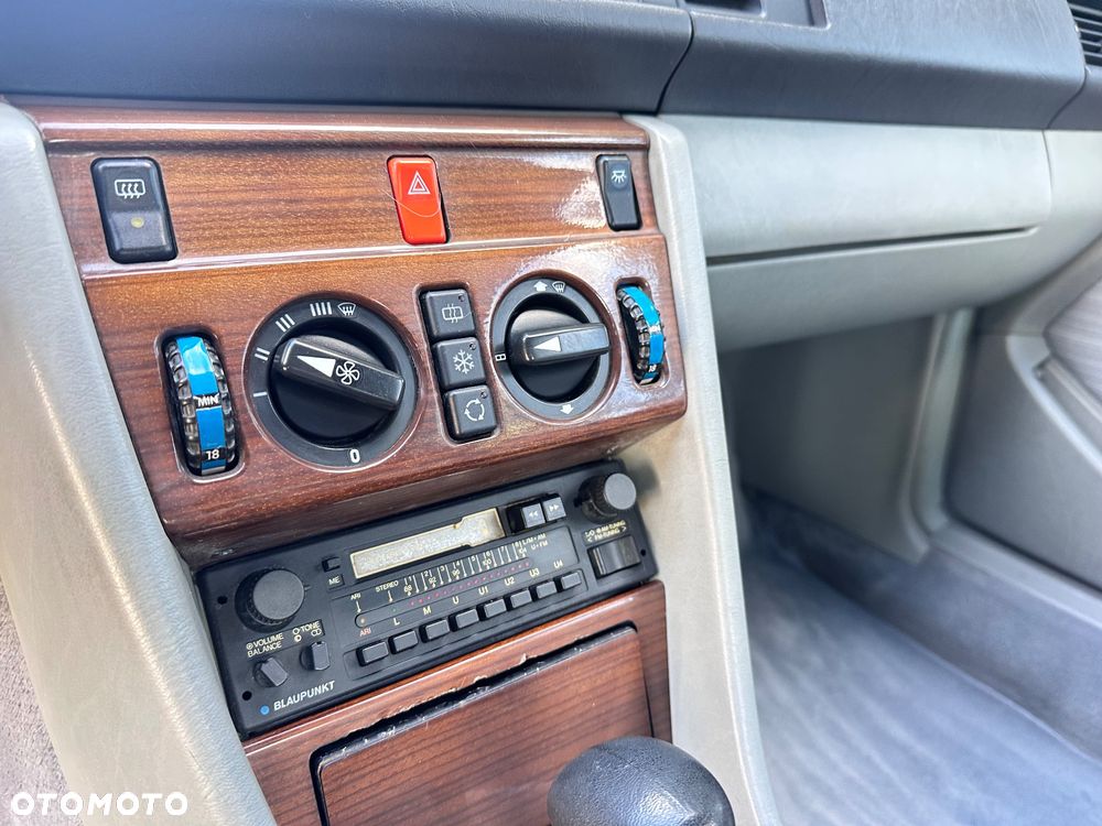 Mercedes-Benz W124 (1984-1993) - 13