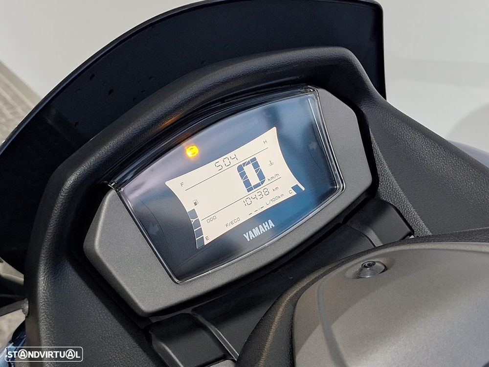 Yamaha NMAX 125 - 10