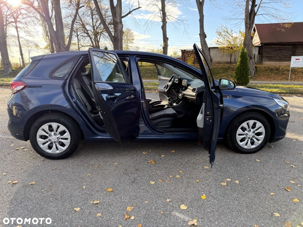 Hyundai i30 1.4 Comfort - 5