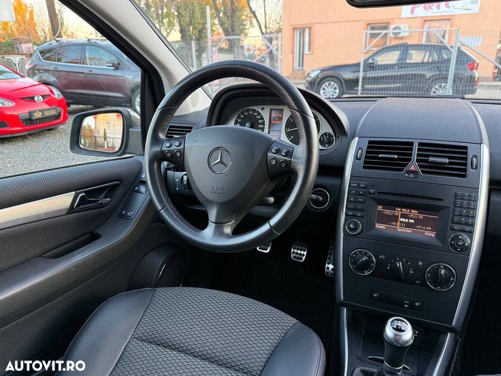 Mercedes-Benz A 170 BlueEFFICIENCY Avantgarde - 12
