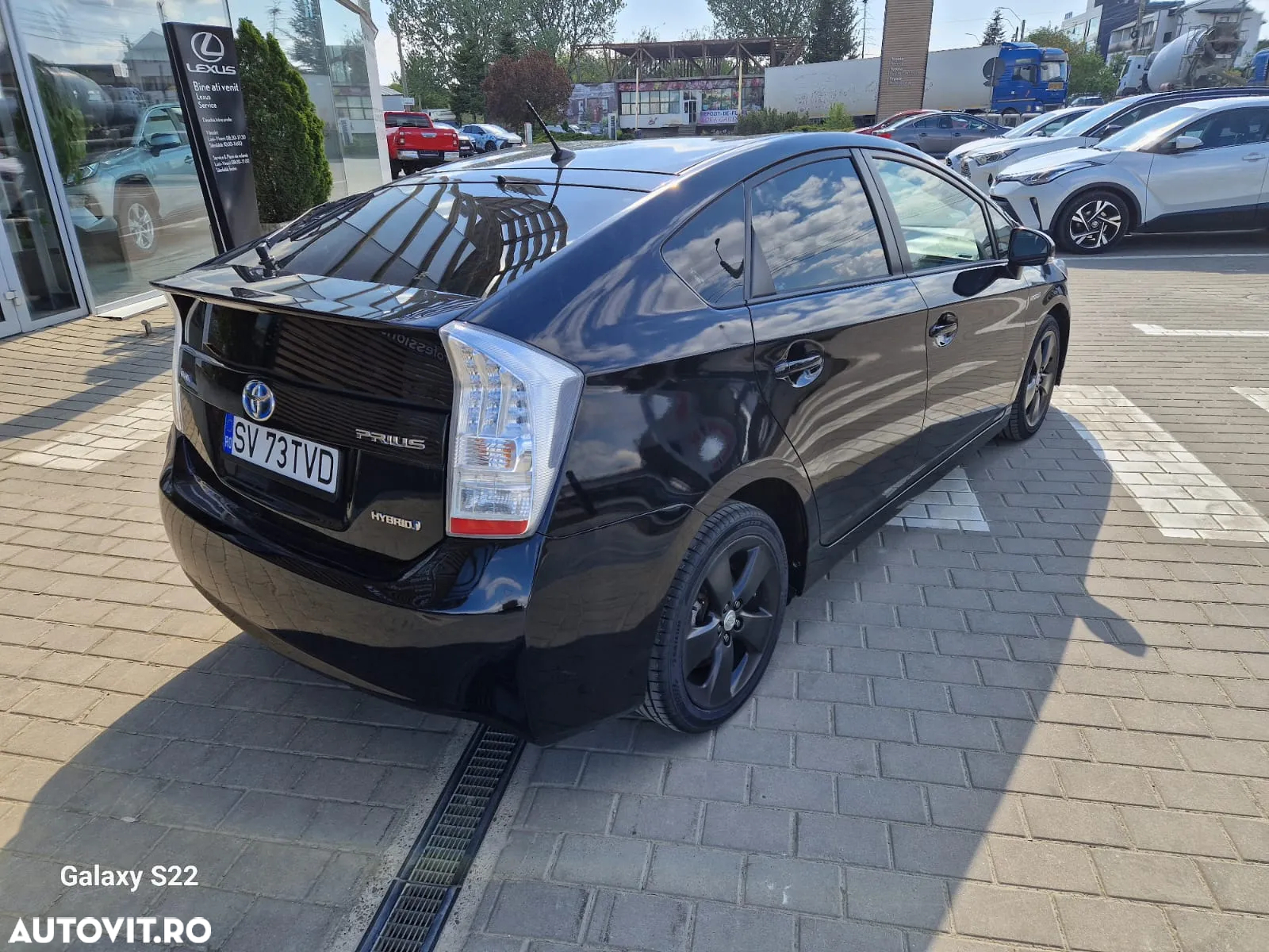 Toyota Prius - 5