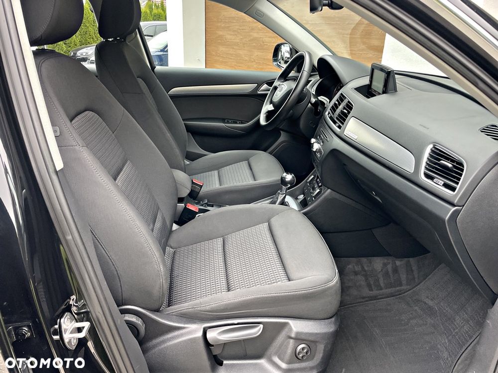 Audi Q3 2.0 TFSI Quattro Design S tronic - 28