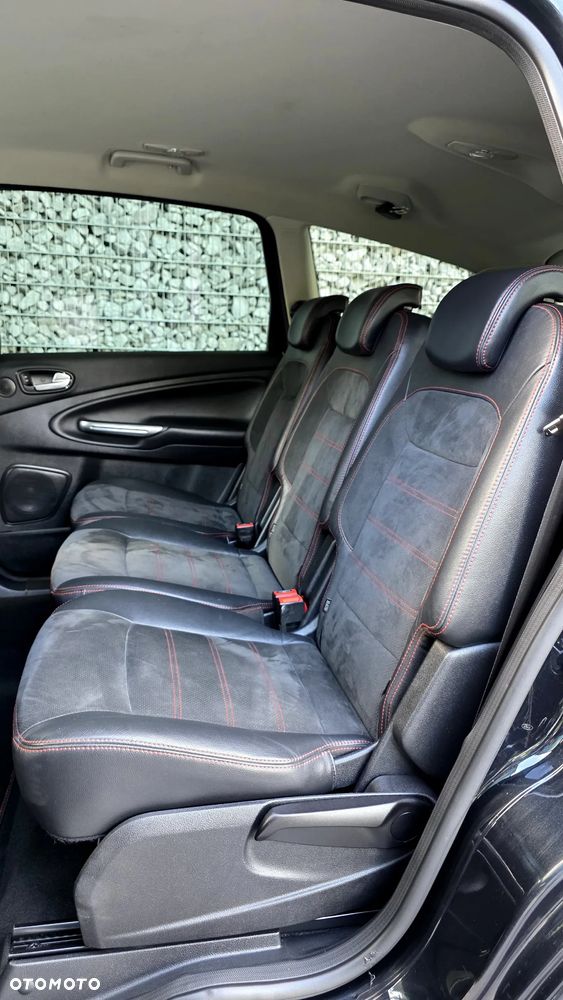 Ford S-Max 2.0 TDCi Titanium - 8