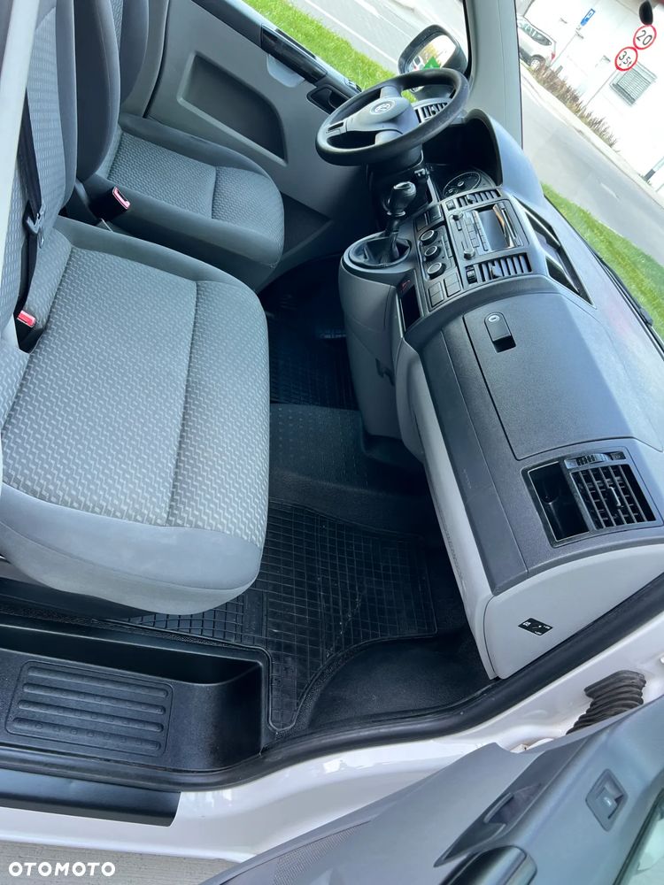 Volkswagen Transporter - 7