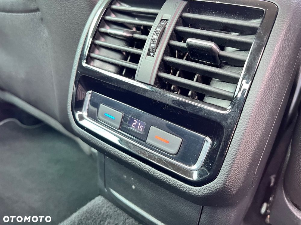 Volkswagen Passat 1.5 TSI EVO Highline DSG - 26