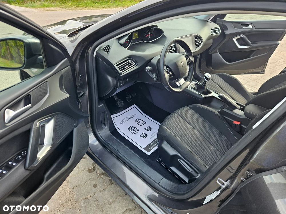 Peugeot 308 BlueHDi 130 Stop & Start Tech Edition - 17