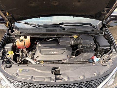 Chrysler Pacifica - 19