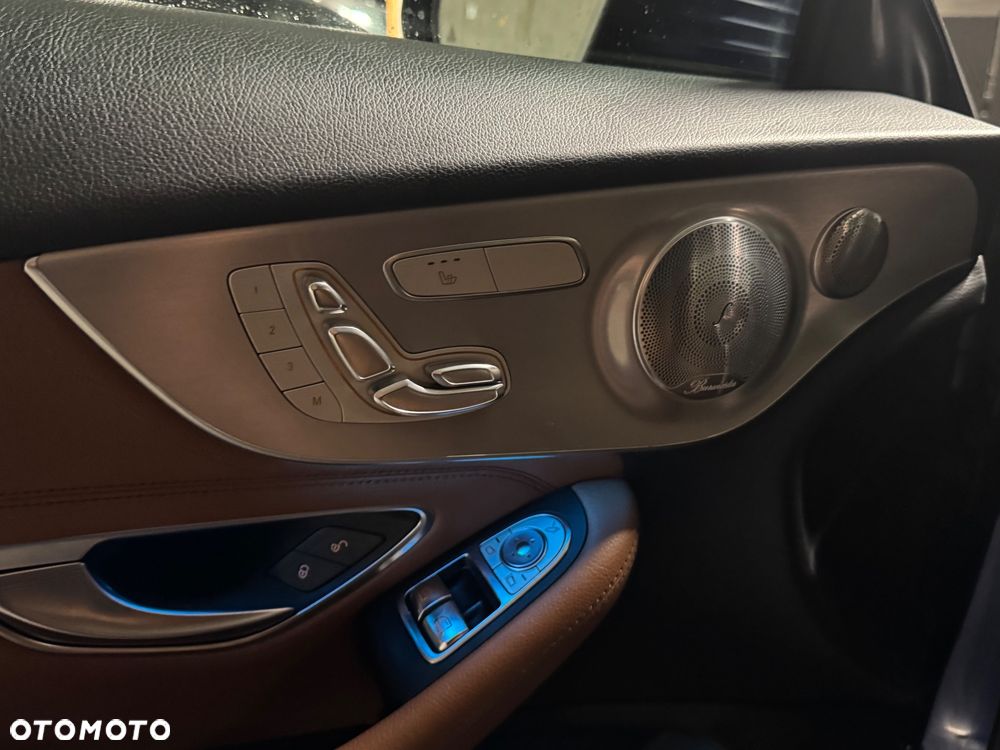 Mercedes-Benz Klasa C 200 4Matic 9G-TRONIC AMG Line - 20