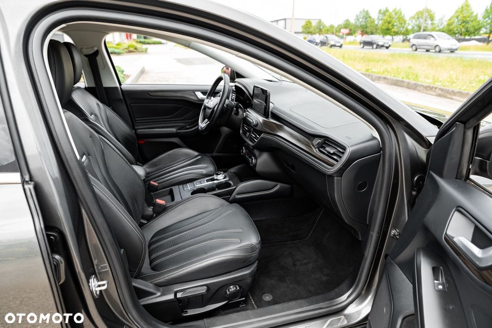 Ford Focus 2.0 EcoBlue Vignale - 25