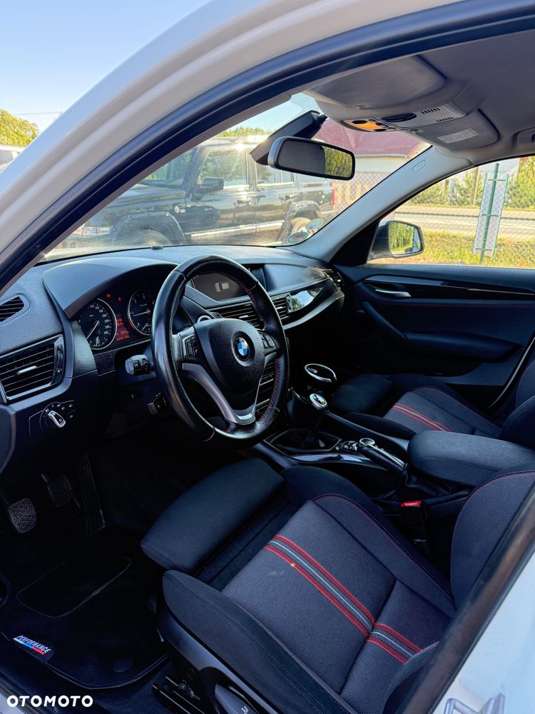 BMW X1 sDrive18i xLine - 20