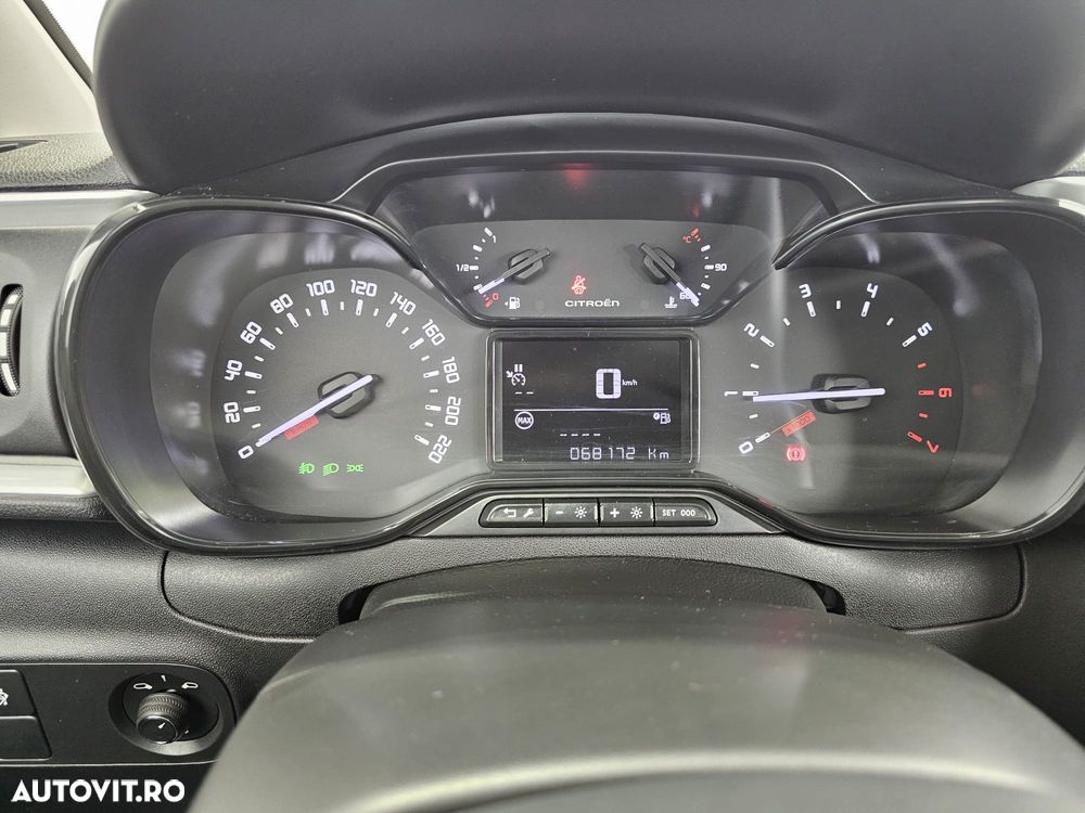 Citroën C3 1.2 PureTech BVM Live - 19