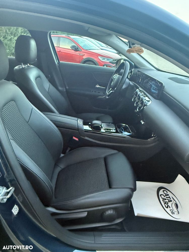 Mercedes-Benz A 180 d Sedan Aut. - 25