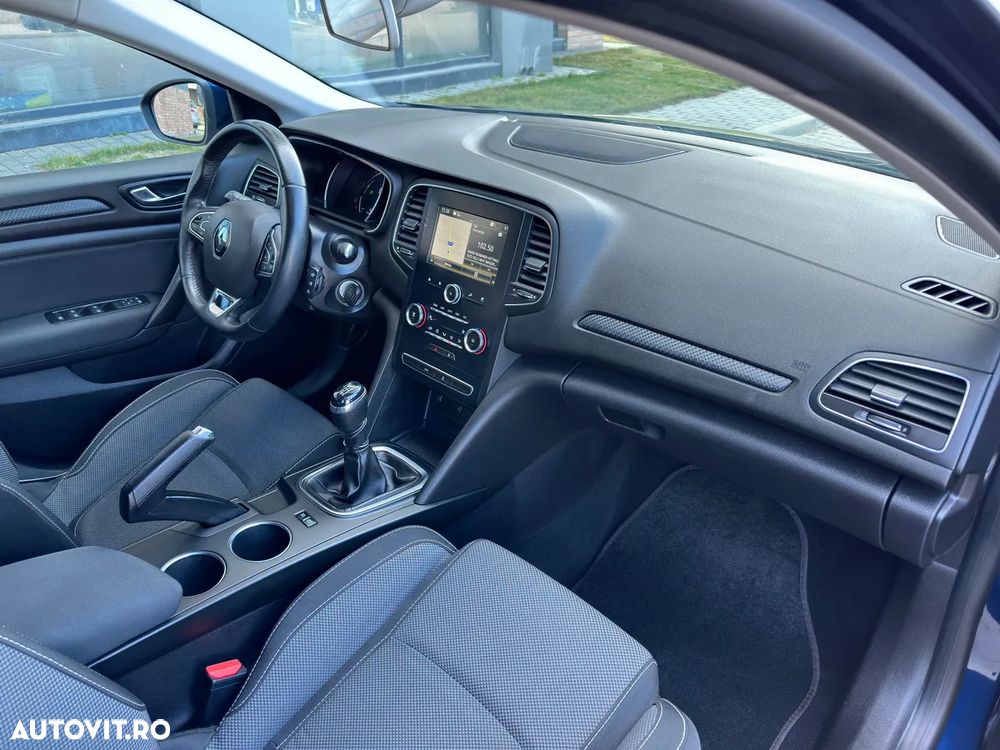 Renault Megane - 13