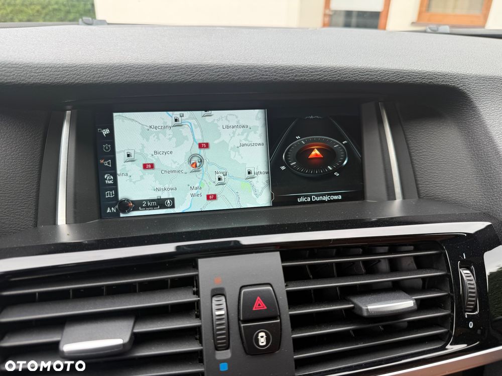 BMW X3 xDrive28i xLine - 29
