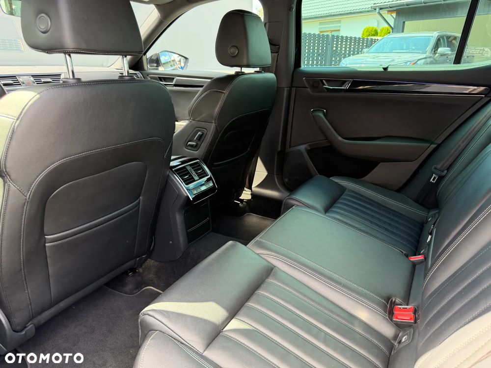 Skoda Superb 2.0 TDI SCR L&K DSG - 29
