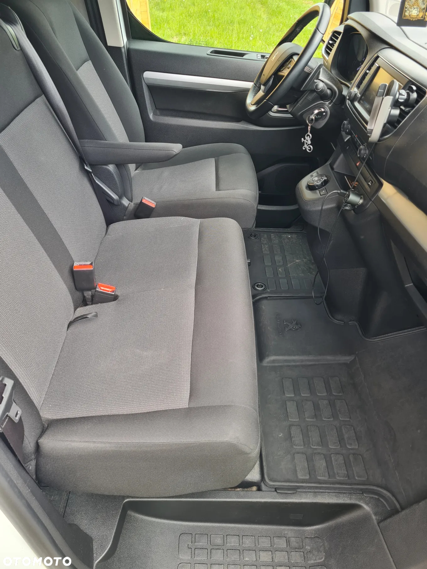Peugeot Traveller 2.0 BlueHDi Long Business - 16
