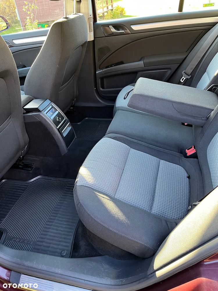 Skoda Superb 2.0 TDI Ambition - 6