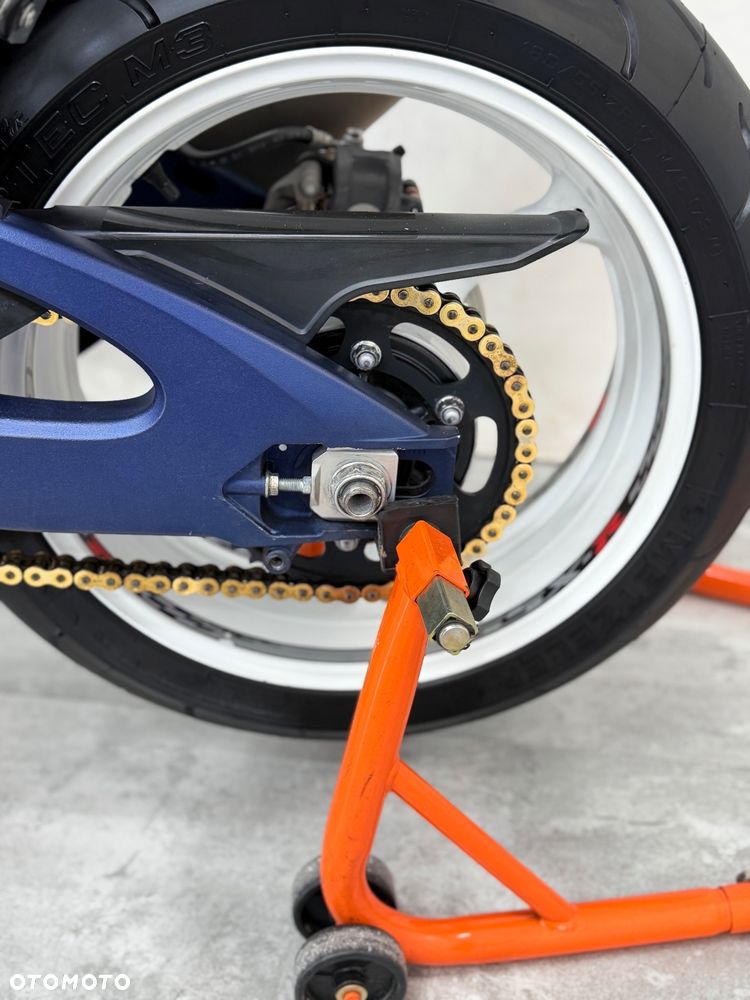 Suzuki GSX-R - 21