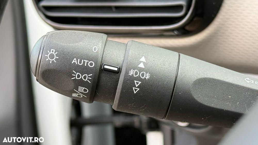 Citroën C4 Cactus BlueHDi 120 Stop&Start EAT6 Shine - 22