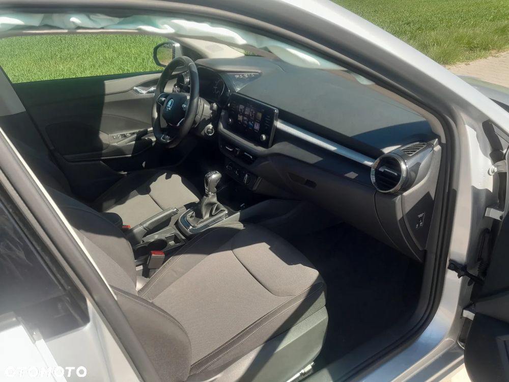 Skoda Fabia 1.0 TSI DSG Ambition - 13