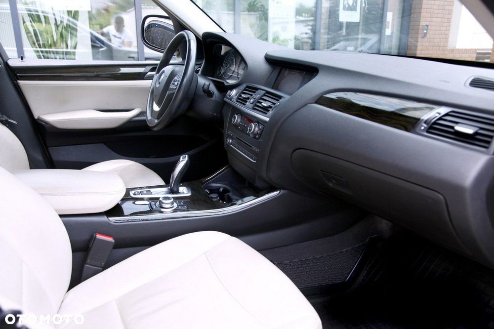 BMW X3 xDrive20d - 11