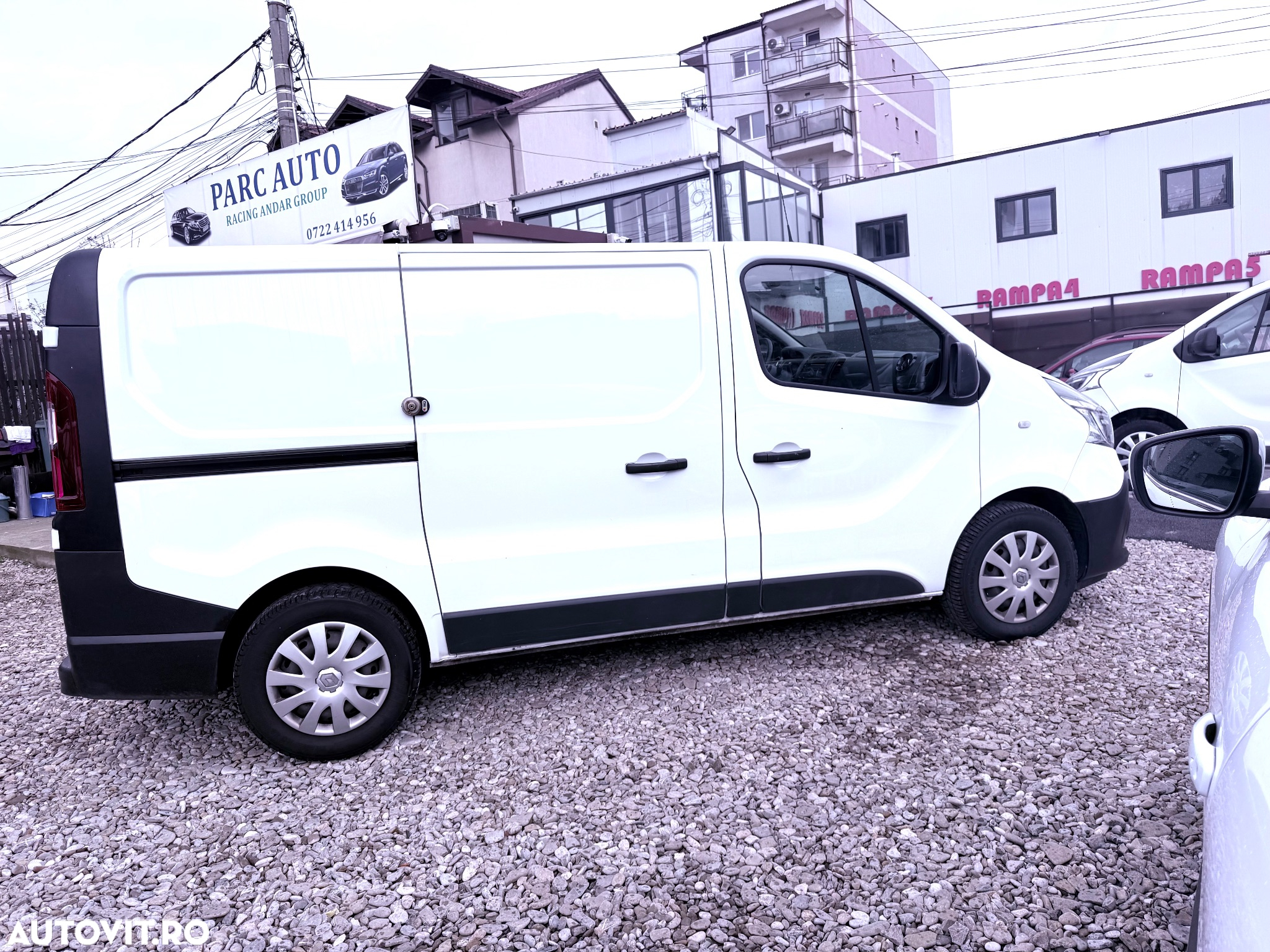 Renault Trafic ENERGY 1.6 dCi 120 Start & Stop Combi L1H1 Expression - 8