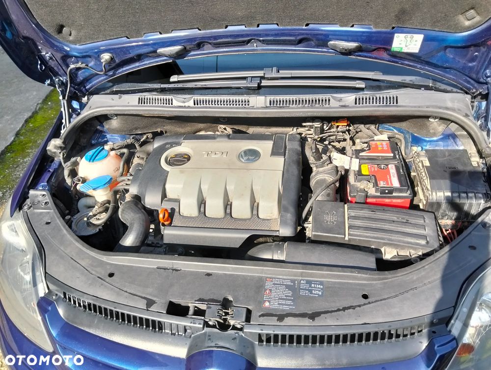 Volkswagen Golf Plus 1.9 TDI DPF Tour - 18