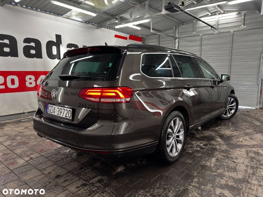 Volkswagen Passat - 14