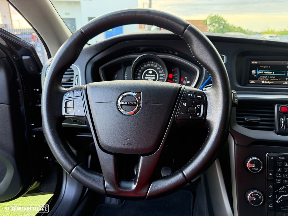Volvo V40 2.0 D2 Momentum - 17