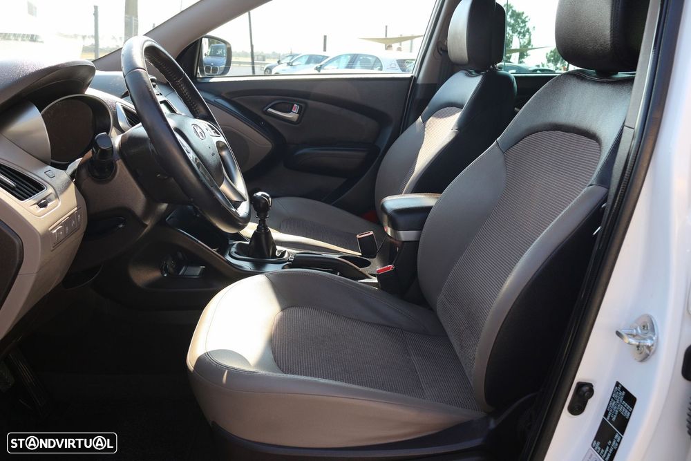 Hyundai ix35 1.7 CRDi VGT Blue Comfort - 32