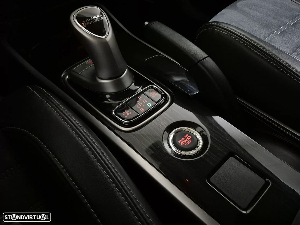 Mitsubishi Outlander 2.0 Intense Navi - 15