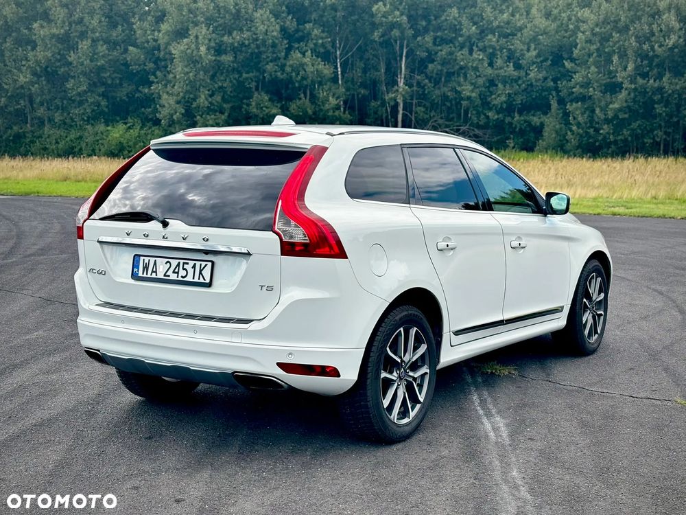 Volvo XC 60 T5 AWD Geartronic Linje Inscription - 4