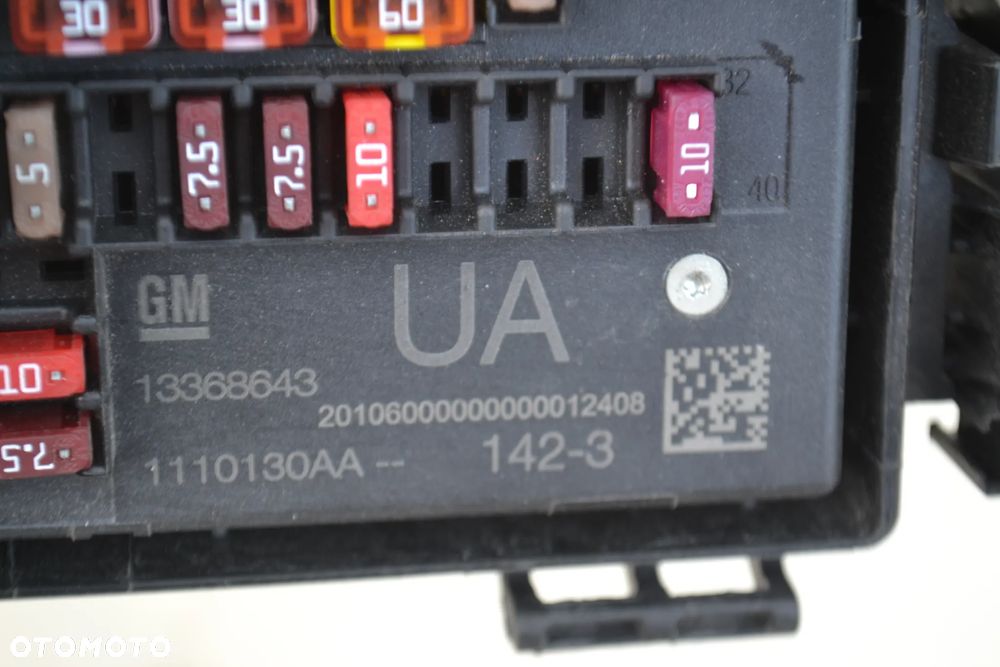 OPEL ASTRA J SKRZYNKA BEZPIECZNIKÓW 13368643 - 3