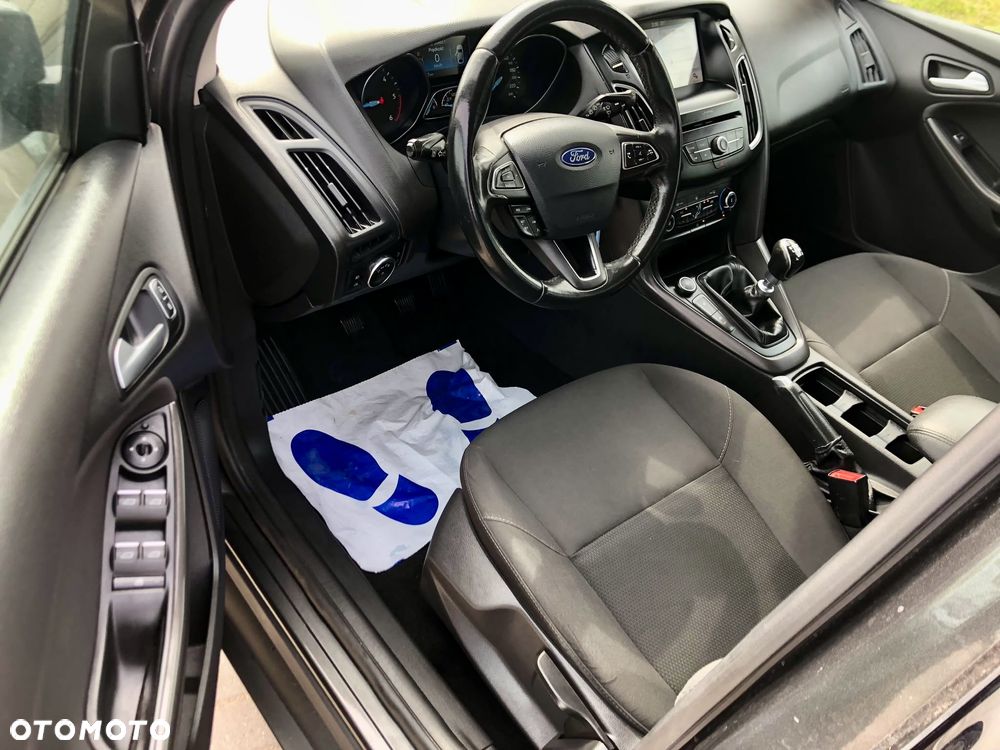 Ford Focus 1.5 TDCi DPF Start-Stopp-System Titanium - 5