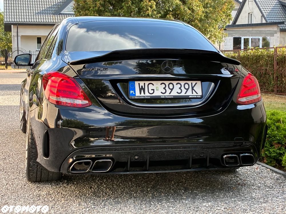 Mercedes-Benz Klasa C AMG 63 S AMG Speedshift 7G-MCT - 16